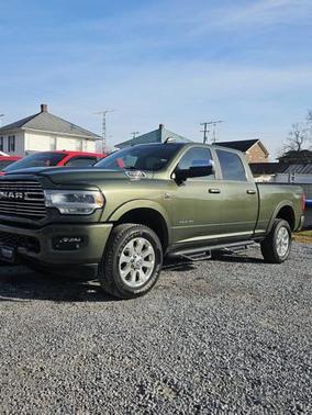 2021 RAM 2500 Laramie Crew Cab 4x4 6'4' Box