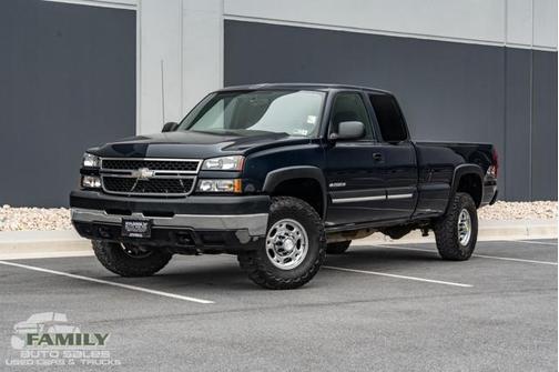 2006 Chevrolet Silverado 2500 LS H/D Extended Cab