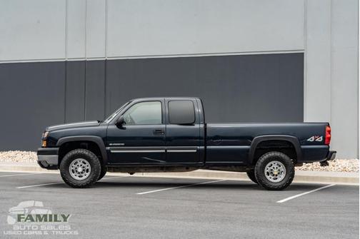 2006 Chevrolet Silverado 2500 LS H/D Extended Cab