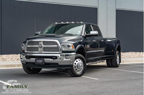 2018 RAM 3500 Laramie Crew Cab 4x4 8' Box