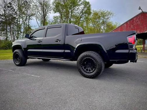 2017 Toyota Tacoma SR5