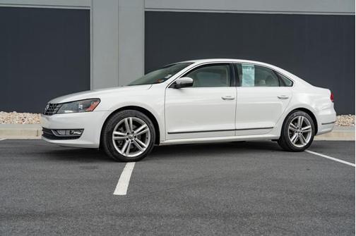 2014 Volkswagen Passat 2.0L TDI DSG SEL Premium