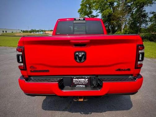 2021 RAM 2500 Laramie Crew Cab 4x4 6'4' Box