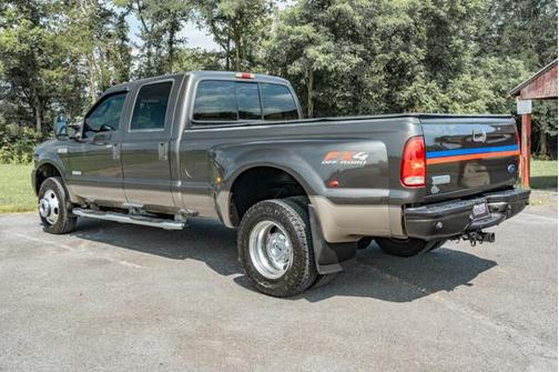 2006 Ford F-350 Lariat