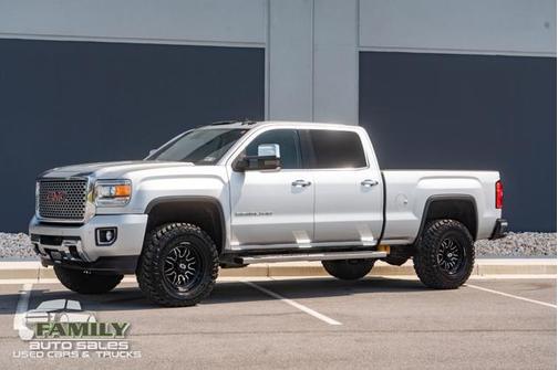 2015 GMC Sierra 2500 Denali
