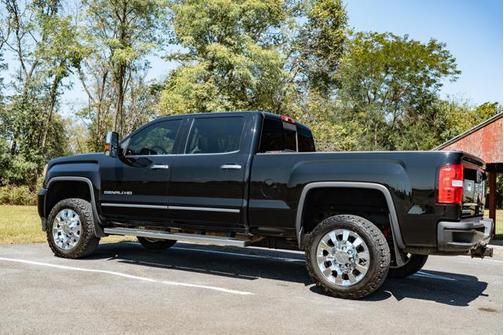 2015 GMC Sierra 2500 Denali