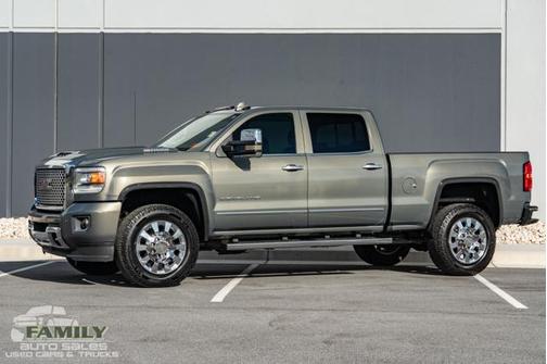 2017 GMC Sierra 2500 Denali