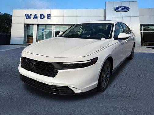 Platinum White Pearl 2024 Honda Accord EX