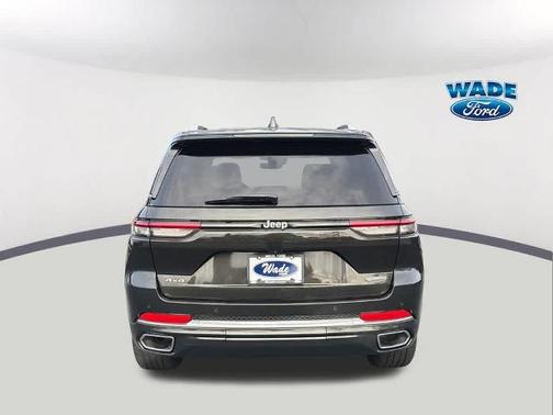 2023 Jeep Grand Cherokee SUMMIT