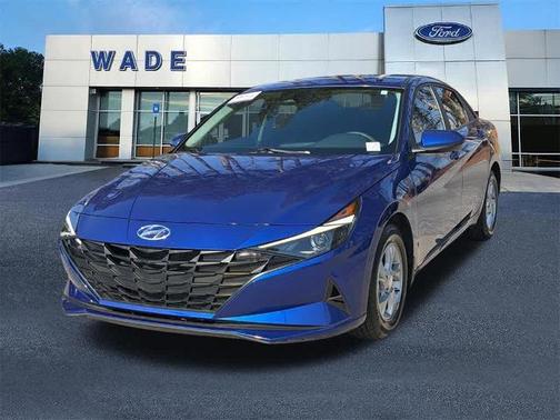 2023 Hyundai ELANTRA SE