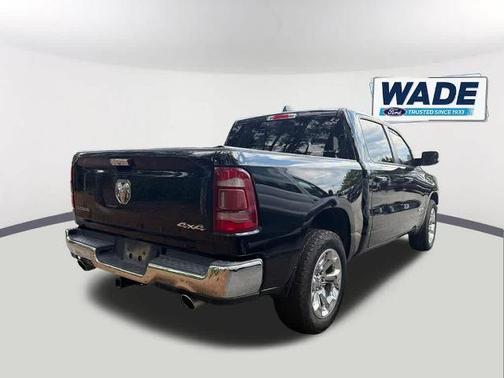 Diamond Black Crystal Pearlcoat 2020 RAM 1500 BIG HORN/LONE STAR