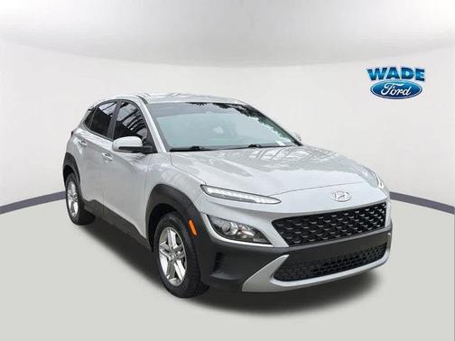2022 Hyundai KONA SE