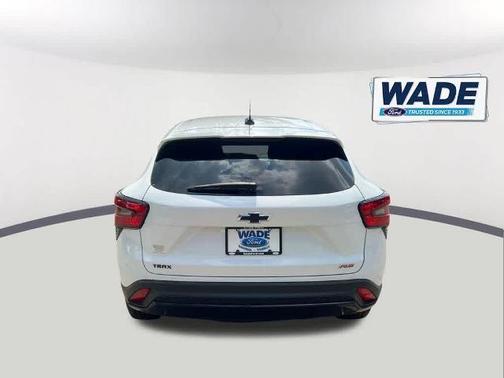 Summit White 2024 Chevrolet Trax 1RS