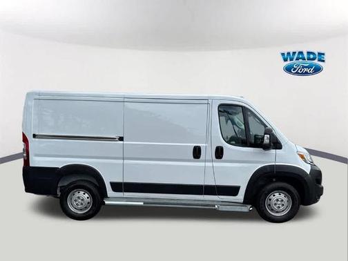 2023 RAM ProMaster 2500 136 WB LOW ROOF CARGO