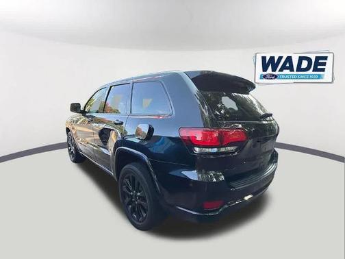 Diamond Black 2020 Jeep Grand Cherokee LAREDO