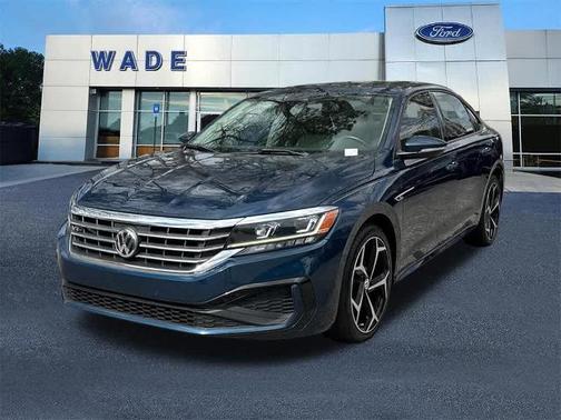 2020 Volkswagen Passat 2.0T R-LINE