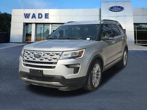 INGOT SILVER METALLIC 2018 Ford Explorer XLT