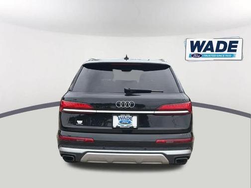 Mythos Black Metallic 2025 Audi Q7 55 QUATTRO PREMIUM