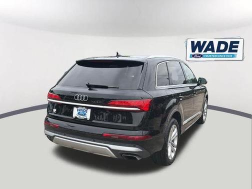 Mythos Black Metallic 2025 Audi Q7 55 QUATTRO PREMIUM