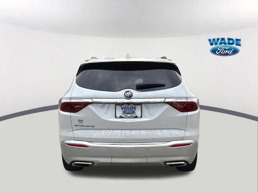 White Frost Tricoat 2023 Buick Enclave ESSENCE