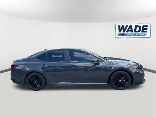 UNDERGROUND 2025 Toyota Camry SE
