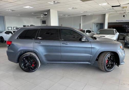 2021 Jeep Grand Cherokee SRT