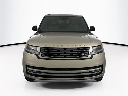 2025 Land Rover Range Rover P400 SE 7 Seat
