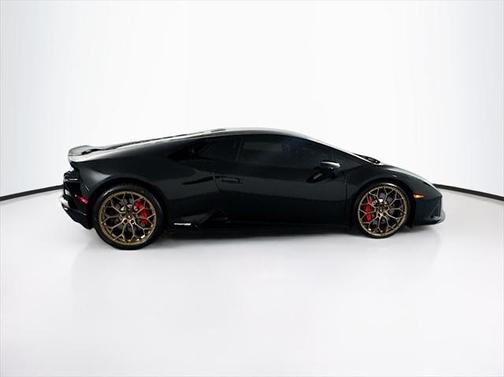 2021 Lamborghini Huracan EVO Coupe