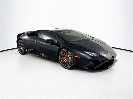 2021 Lamborghini Huracan EVO Coupe
