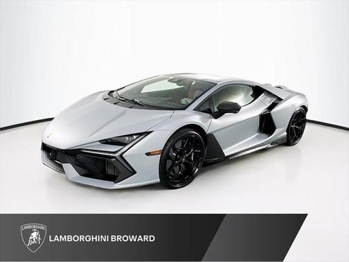 2024 Lamborghini Revuelto Base