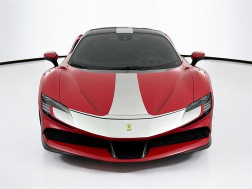 2022 Ferrari SF90 Stradale Base