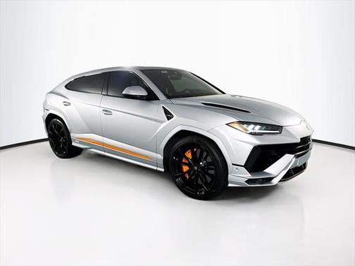 2023 Lamborghini Urus S