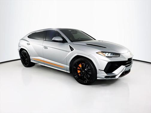 2023 Lamborghini Urus S