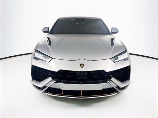 2023 Lamborghini Urus S