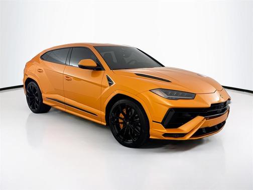 2024 Lamborghini Urus S