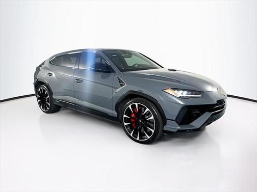 2024 Lamborghini Urus S