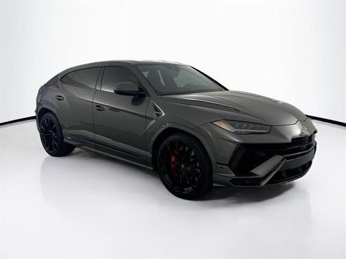 2024 Lamborghini Urus S