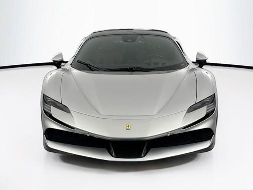 Argento Nurburgring Metallic 2021 Ferrari SF90 Stradale Base
