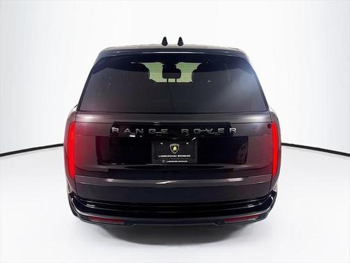 2025 Land Rover Range Rover P530 SE 7 Seat