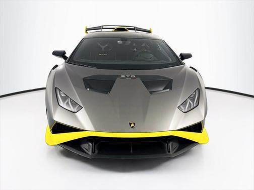 2023 Lamborghini Huracan STO Coupe