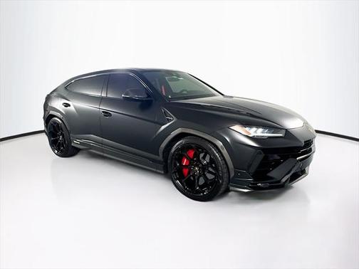 2024 Lamborghini Urus Performante