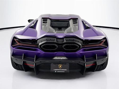 2024 Lamborghini Revuelto Base