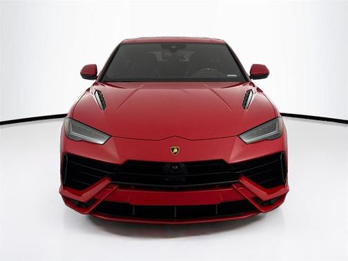2024 Lamborghini Urus S