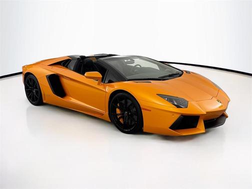 2016 Lamborghini Aventador LP700-4