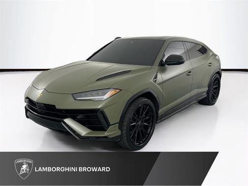 2024 Lamborghini Urus S