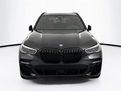 2022 BMW X5 M50i