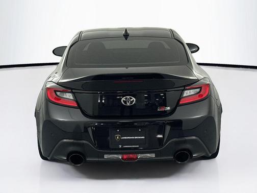 Raven 2025 Toyota GR86 Premium
