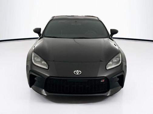 Raven 2025 Toyota GR86 Premium