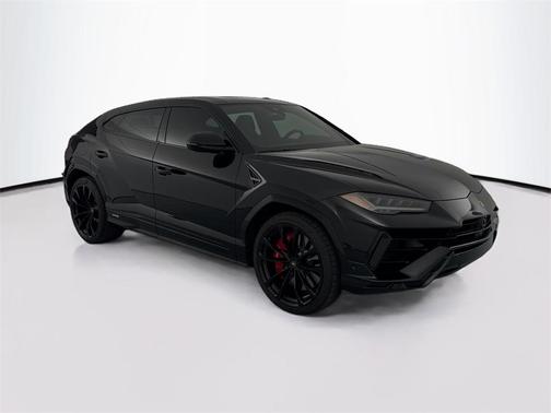 2023 Lamborghini Urus S
