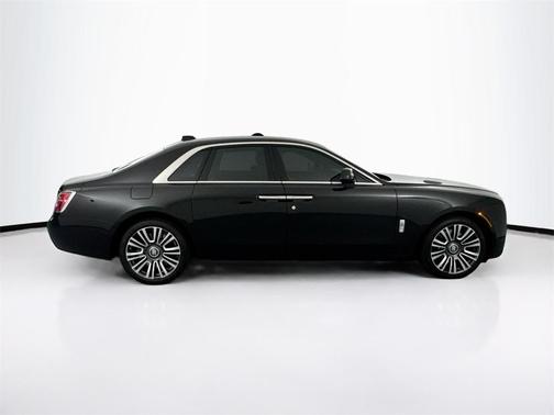 2022 Rolls-Royce Ghost 